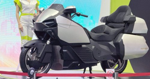 World's largest electric motorcycle claims a remarkable 450-mile range