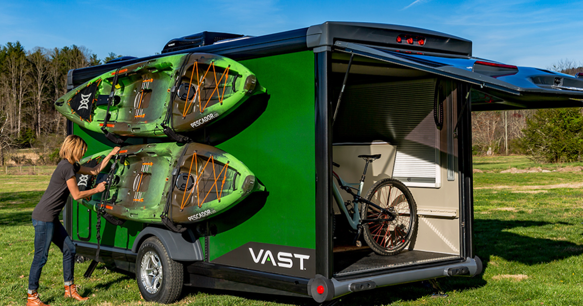 Fast-converting Vast camping trailer gets sideways with gear hauling