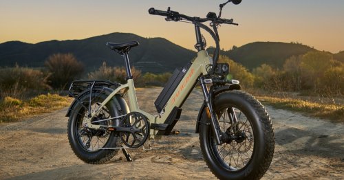 Folding ebike motors through the city, throttles to 30 mph on the dirt
