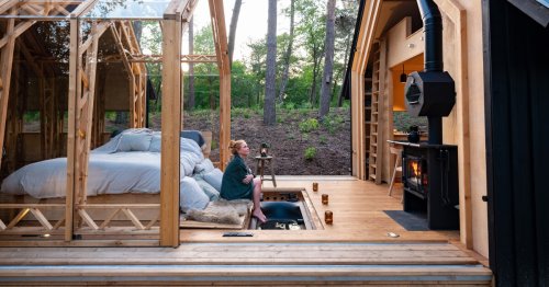 Amazing cabin slides apart to embrace the great outdoors