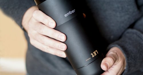 Review: A smart coffee mug that maintains your ideal temperature