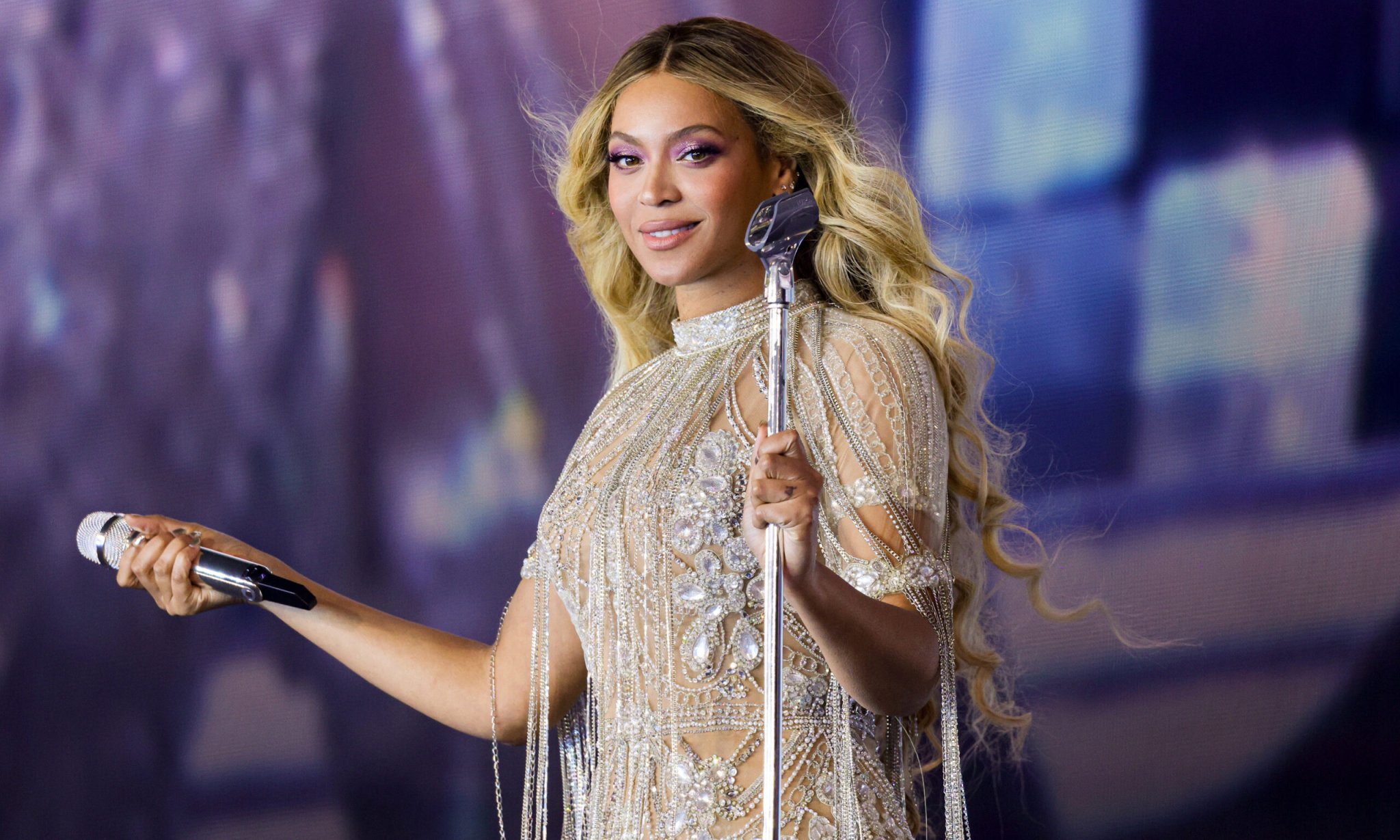 Beyonce's New Fragrance—Cé Lumière—Is Available for Preorder