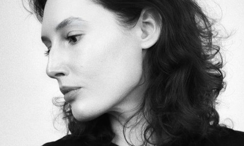 The ‘French Lift’ Is Gaining Attention - NewBeauty