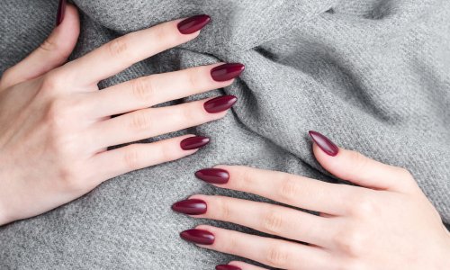 When to Get Your Christmas Manicure