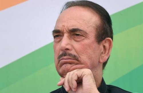 Disgruntled with Gandhis? Ghulam Nabi Azad readies to do an Amarinder in J&K ahead of polls