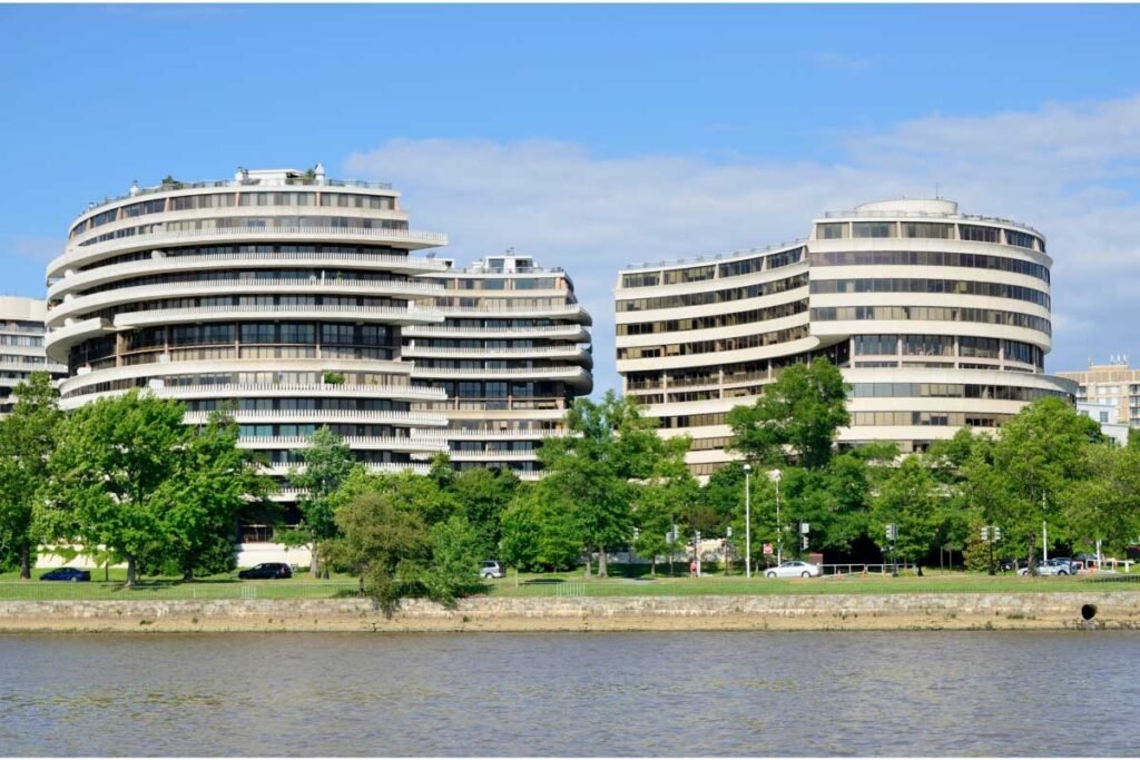 57 Facts About Watergate (2022) Most People Don’t Know