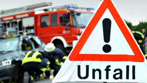 Blaulichtreport für Wittlich, 02.12.2023: Verkehrsunfall mit erheblichem Sachschaden. LKW flüchtig