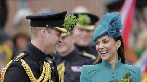 Prinzessin Kate, Prinz William und Co.: Im Bademantel und mit Kippe im Mund! Dieser Anblick ist gar nicht royal