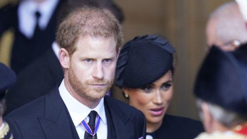 Prinz Harry und Meghan Markle: Rasanter Absturz! Dafür bekam das Royals-Paar die Quittung