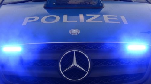 Schüsse bei Reichsbürger-Razzia: Reichsbürger schießt Polizist nieder - Verdächtiger in U-Haft