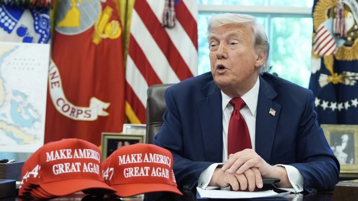 Donald Trump: Neue Zahlen: US-Präsident erreicht kritisches Umfragetief