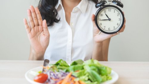 Fastenzeit 2024: Methoden, Abnehmen und mehr! Wie gesund ist Fasten wirklich?