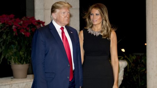 Donald Trump: "Sagen Sie es nicht Melania!" Trump bot einer anderen Frau sein Bett an