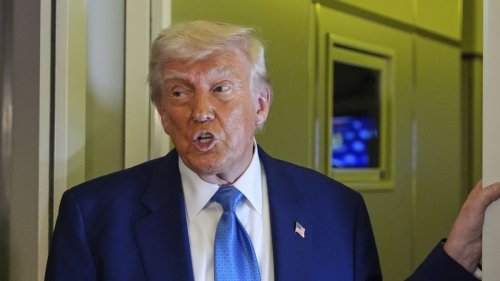 Donald Trump: "Von Demenz zerfressenes Gehirn": US-Präsident nach bizarrem Ukraine-Vergleich verspottet