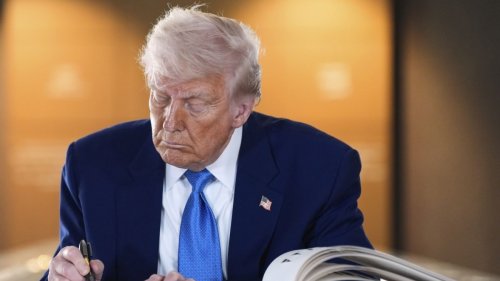 Donald Trump: Geduld mit Putin verloren? US-Präsident könnte für "Zusammenbruch" sorgen