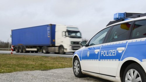 Polizeimeldungen für Erfurt, 05.02.2023: Zeugen nach Gefährdung des Straßenverkehrs gesucht