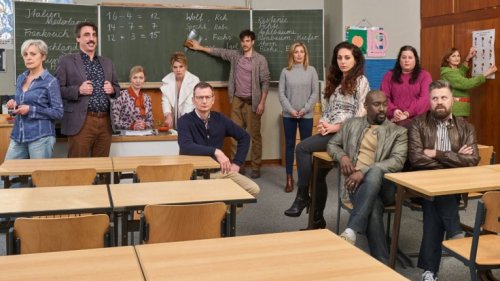"Die Läusemutter" bei Sat.1 im Livestream und TV: Episode 12 aus Staffel 2 der Comedyserie