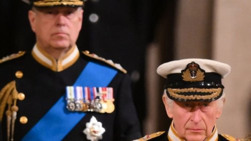 News des Tages am 28.01.2023: Palast ist Sperrgebiet: König Charles III. greift durch! / Wladimir Putin außer sich: Video enthüllt Panzer-Horror!
