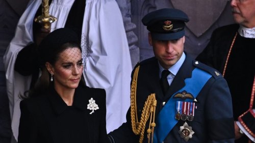 Clare Drakeford ist tot: Todes-Schock erschüttert Royals! Prinzessin Kate in großer Trauer