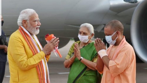 'No Time to Rest, Prepare for 2024': PM Modi Meets Yogi Cabinet, Lauds 'Bulldozer Drive', Law Enforcement