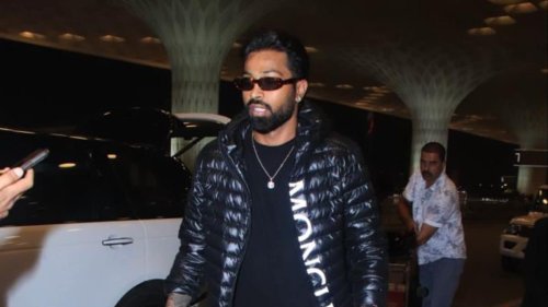 Star India All-rounder Hardik Pandya Spotted at Mumbai Airport 