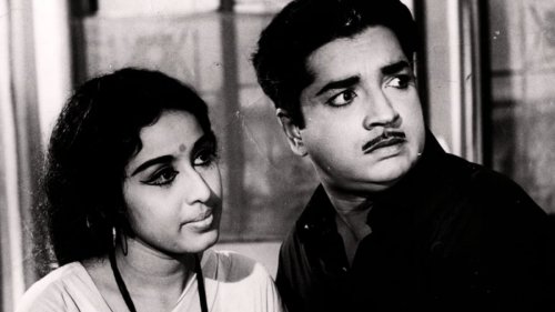 From Girlfriend To Wife, Sister & Mother: This Actress Did 130 Films With The Same Hero