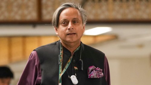 Shashi Tharoor Praises Kerala Woman, 40, Who Cleared Civil Service Exam Despite Hearing Disabilities