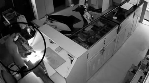 A Naked Burglar, Drilling & Mobile Phones: How Bengaluru Man Broke Into Store For Girlfriend's Gifts