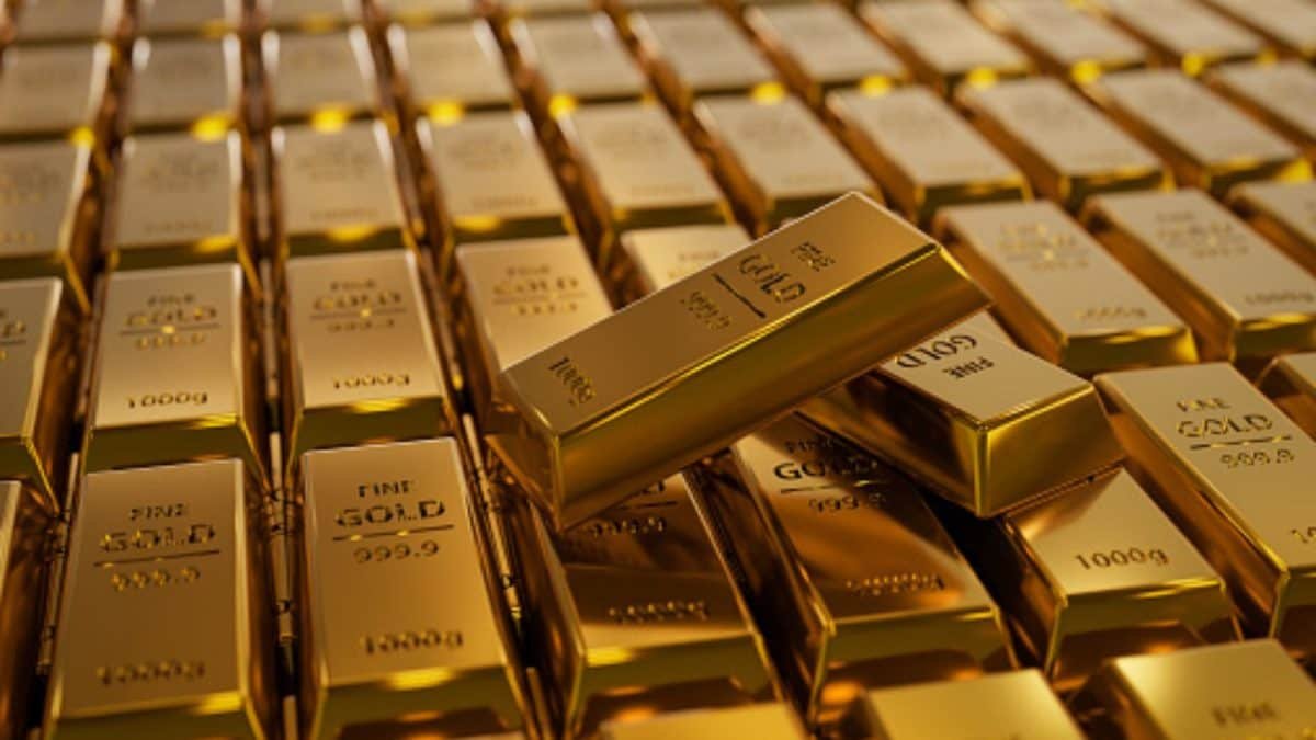 India’s Gold Reserves Jump $2.2 Billion; Forex Hits $700.23 Billion