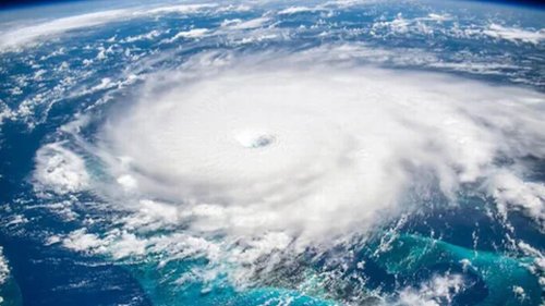 'Time-traveller' Shares Bone-chilling Details of Impending Hurricane in South Carolina