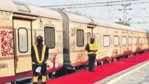 All You Need To Know About Bharat Gaurav Deluxe AC Tourist Train