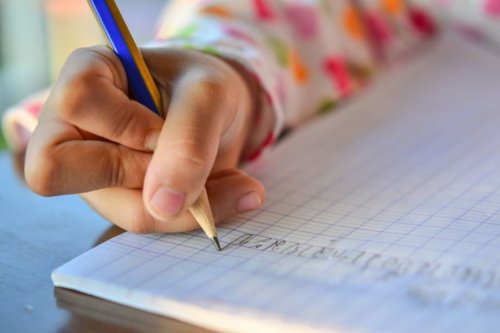 Handschrift-Probleme: „Ein Drittel der Schüler kommt bei Diktaten nicht mehr hinterher“