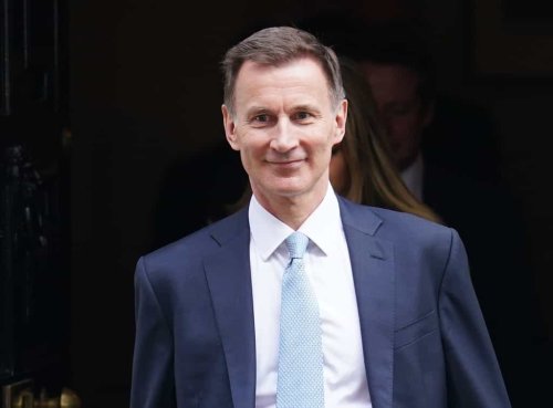 No Downing Street flea problem after ‘vast’ expense of new carpets, says Hunt