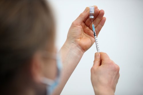 More than 127,000 NHS and care staff unvaccinated ahead of jab deadline