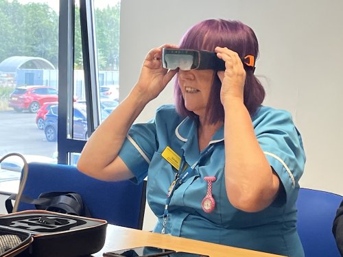 New smart glasses to help nurses maximise time with patients on home visits