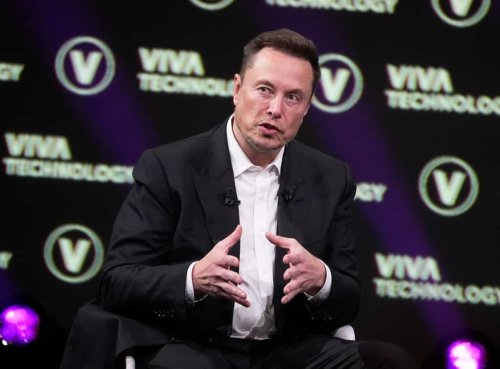 Musk swears at firms ‘trying to blackmail with money’ and says ‘don’t advertise’