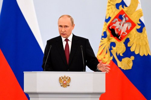 Vladimir Putin begins ceremony absorbing Ukraine regions into Russia