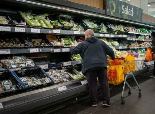 UK inflation cools to 3.2% after further slowdown in food prices
