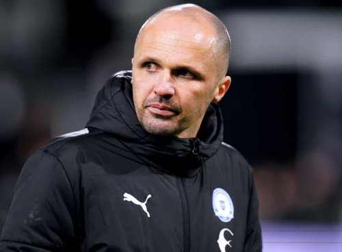Crawley appoint Matthew Etherington as new manager