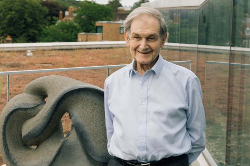 Roger Penrose: Communicating with future universes