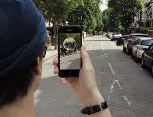 Messaging app lets you leave secrets on street corners