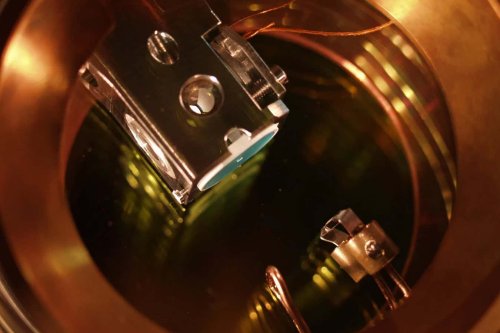 A single atom could drive a piston in a quantum engine