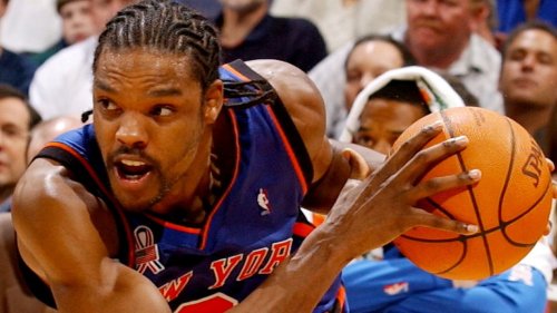 Latrell Sprewell visiting Long Island liquor store Friday