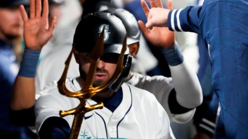 Jorge Polanco and Mitch Haniger homer, power Mariners to a 9-3 win over the Reds