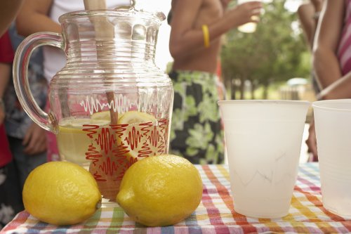 7-Year-Old's Lemonade Stand Touches an Entire Community