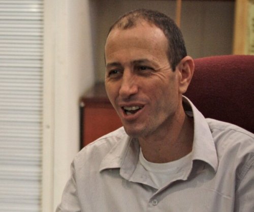 Israeli Mayor Warns of Civil War Between Israel's Arabs, Jews