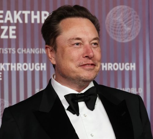 Tesla to Ask Shareholders to Reinstate Musk's $55B Pay