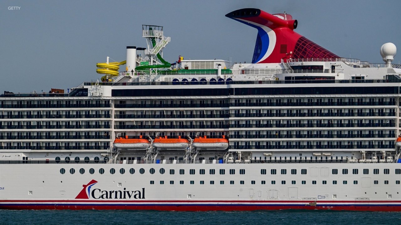 Carnival Cruise Line responds to viral fork foot-scratching video