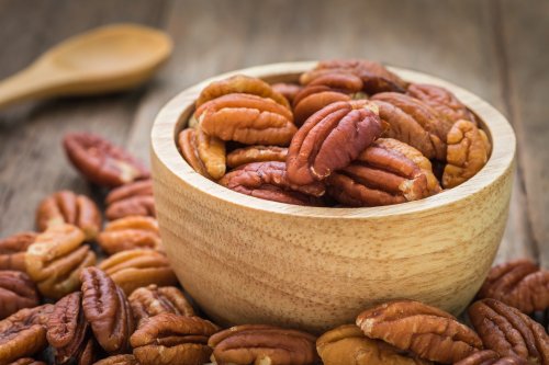 Replace Snacks With These Nuts, Say Scientists