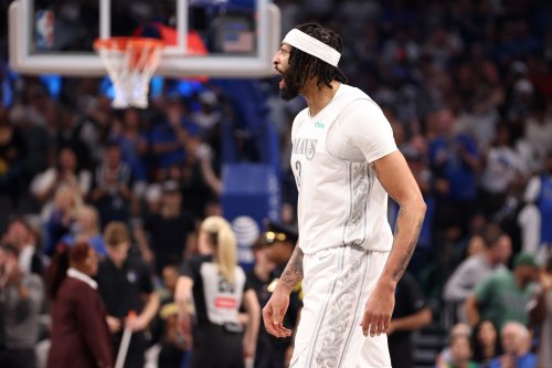 Mavericks' Anthony Davis Has Injury Status Upgraded For Nets Game